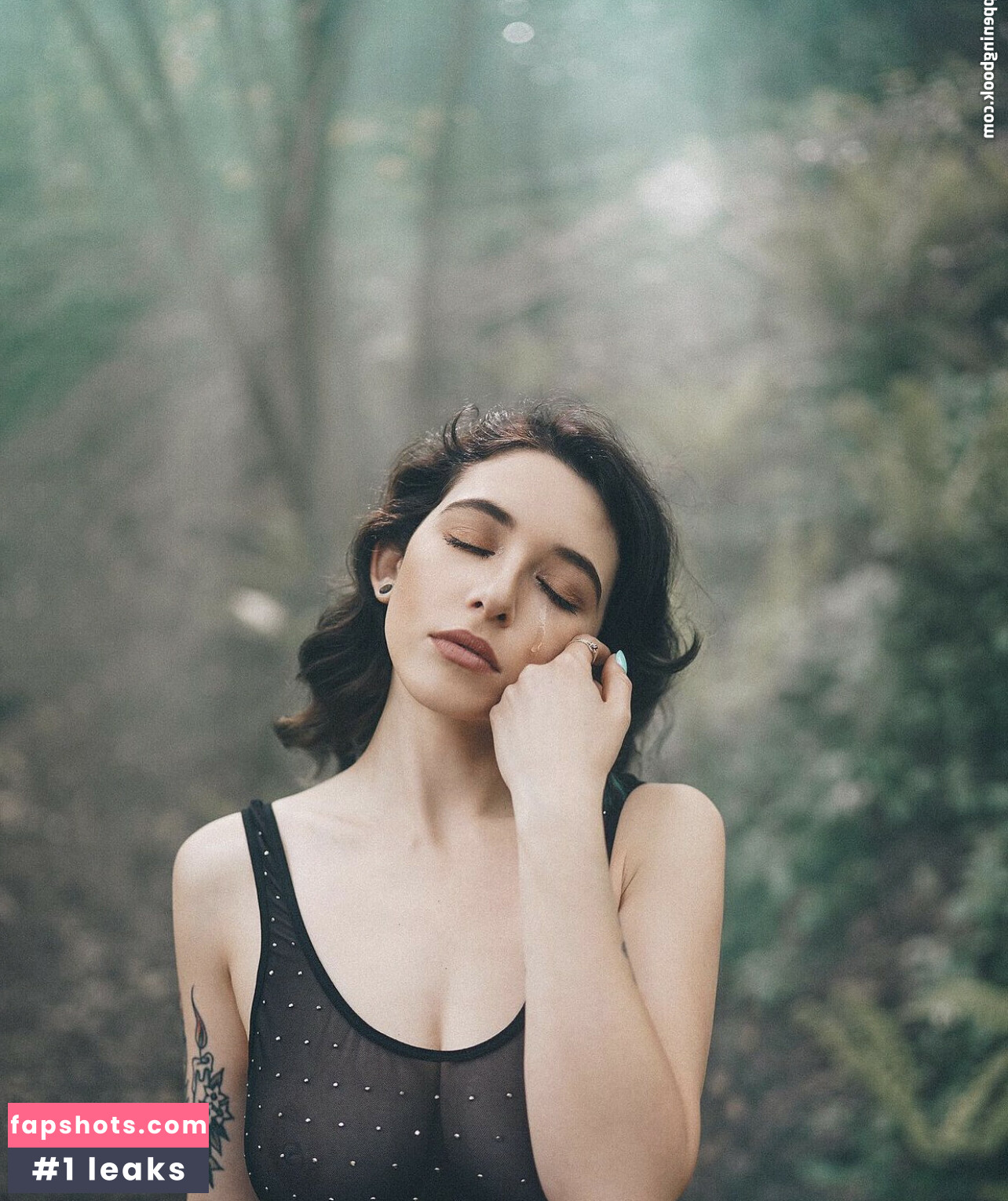 Sophoulla gallery photo #68