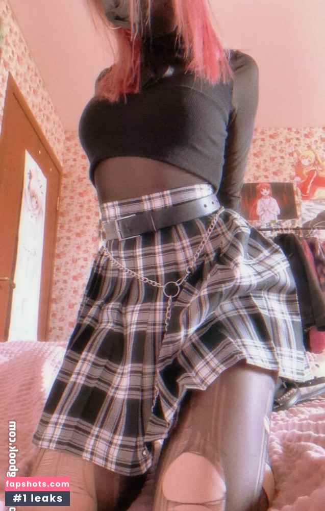 Sora4kawu, Sora_4ka, Emilyfluffy, Emily_Qween gallery photo #20