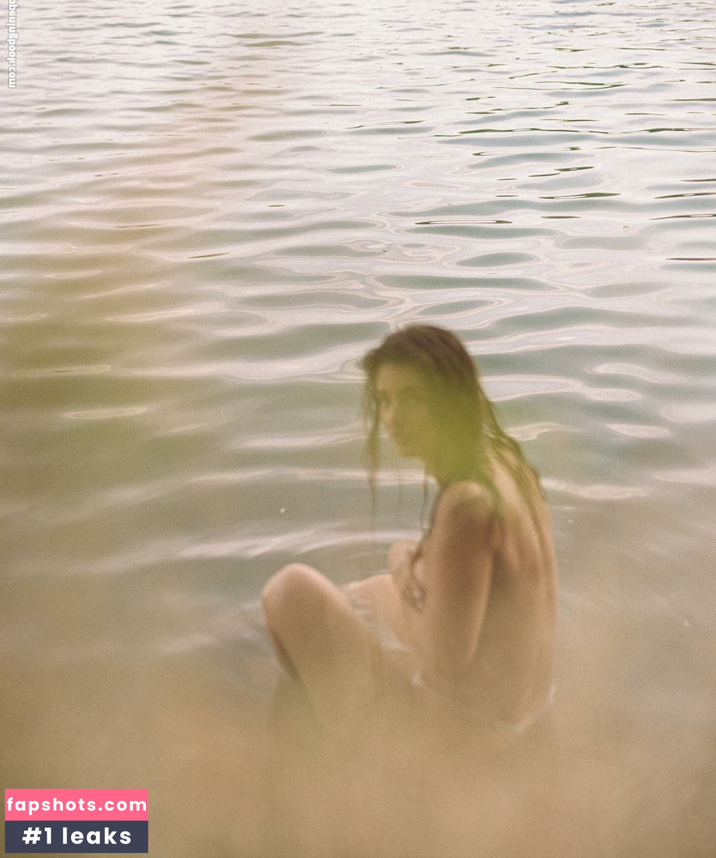 sorayaavos gallery photo #3