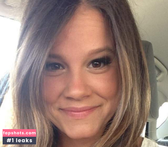 Sosie Ruth Bacon gallery photo #3