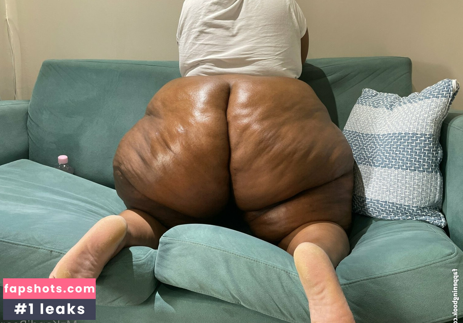 South African Thick nude babe gallery