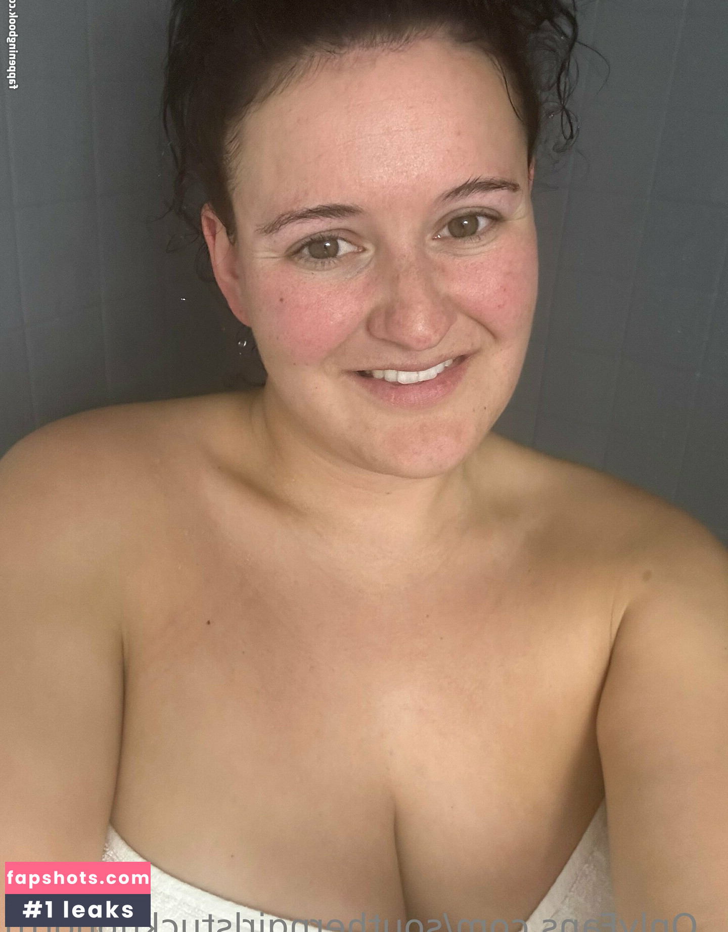 southerngirlstuckupnorth Filtración Desnuda OnlyFans Foto #3 - Fapshots