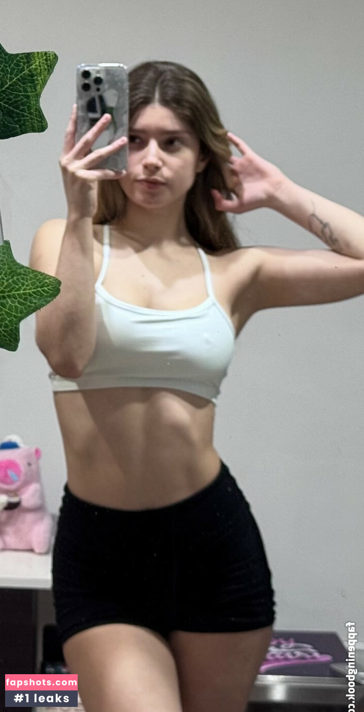 Soydairi nude babe gallery