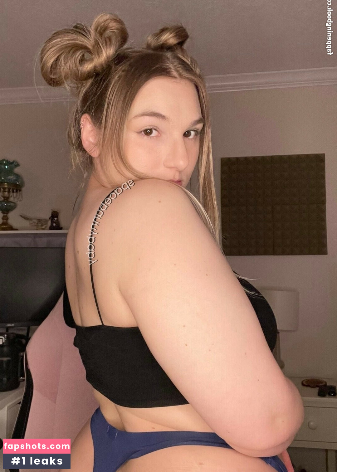 Spacebunnybaby gallery photo #32