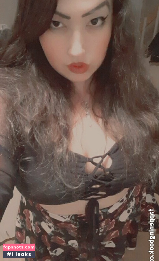 spacevvitch666 gallery photo #3