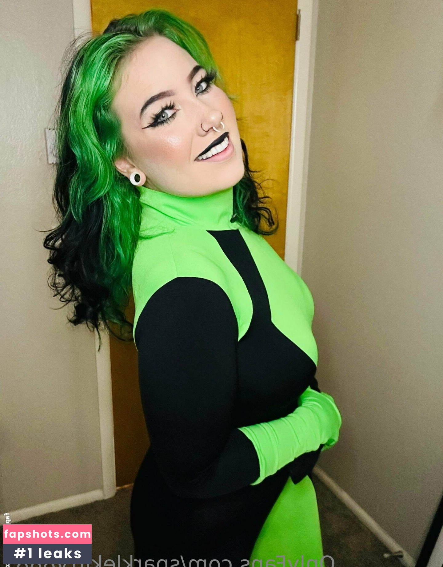 sparklekitty8881 gallery photo #8