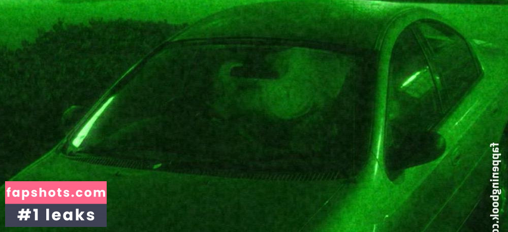 Spencer Redford nude babe gallery