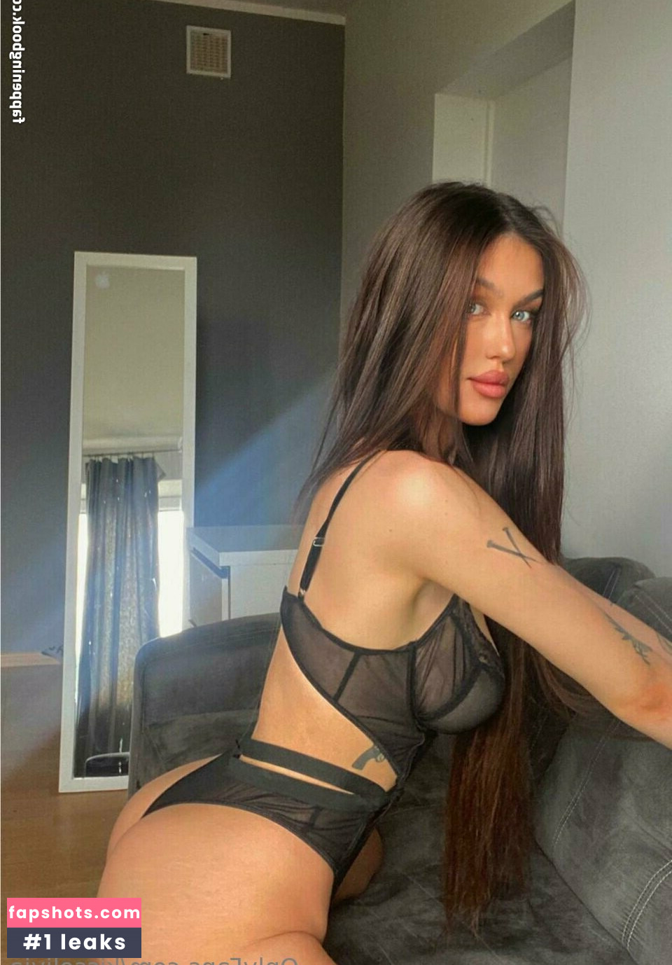 spicyoliviaaa / kissolivia gallery photo #4