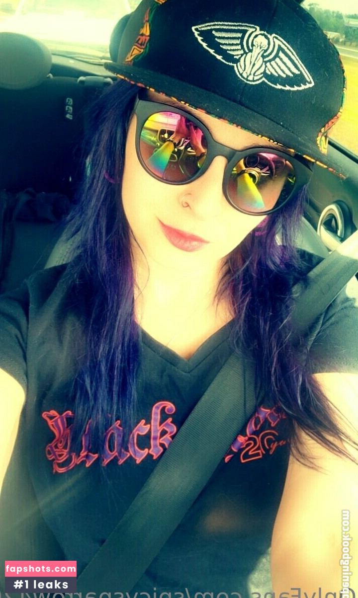 spicysparrow420 gallery photo #3