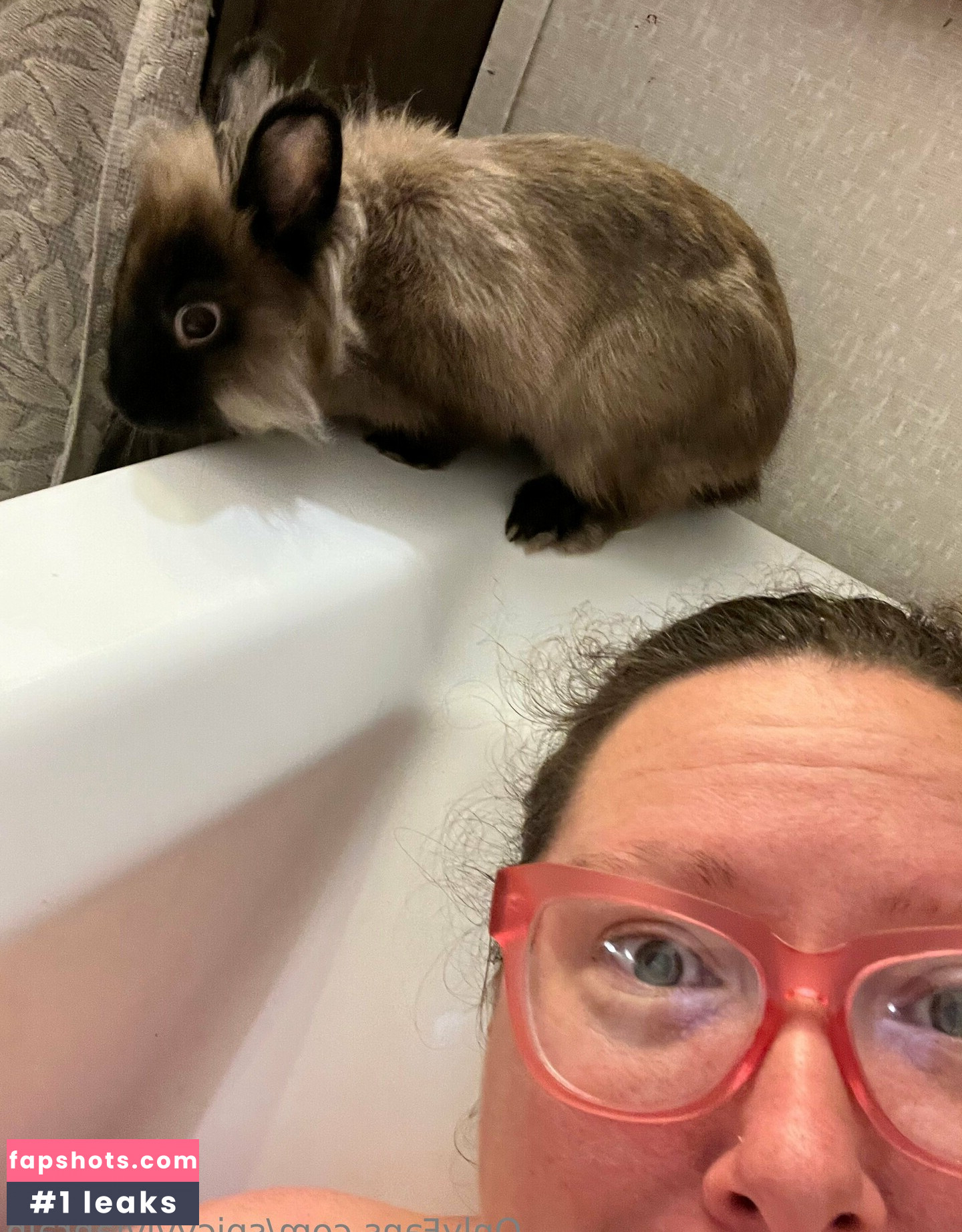 spicyvivianrain gallery photo #3