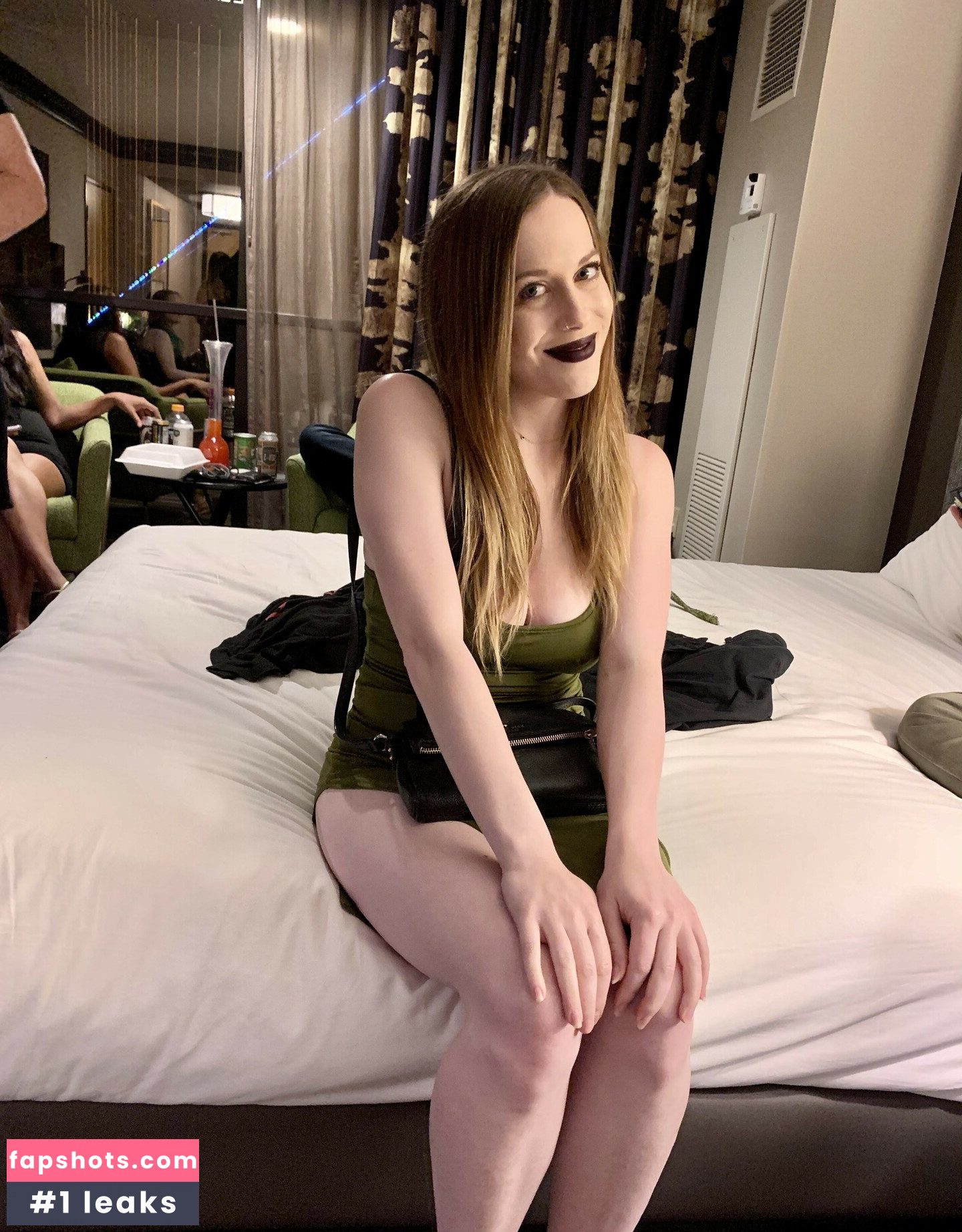 Spinachee gallery photo #13