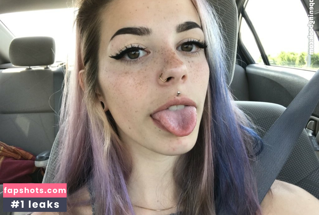 spookhxking nude babe gallery