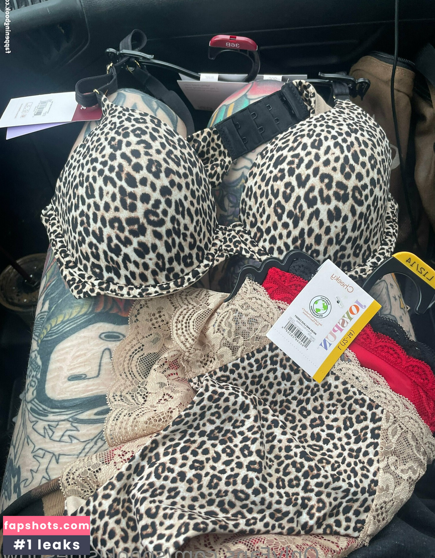 spookisideshow Nude Leaks OnlyFans Photos #25 - LeakJerk