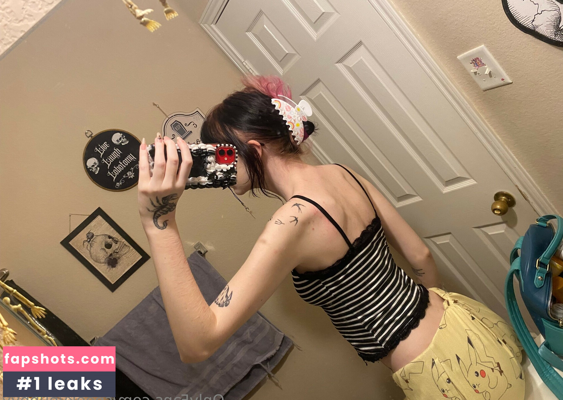 Spookypuppyy nude babe gallery