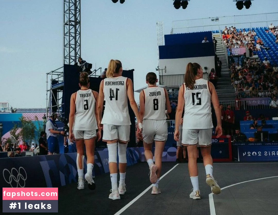 Sportlerinnen deutsch & International (Prominent) gallery photo #313