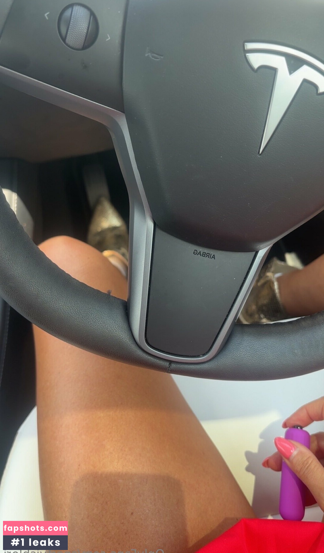 sportyishlori nude babe gallery