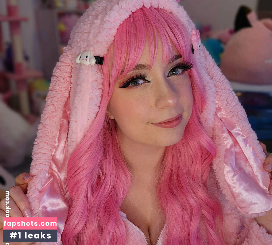 SquishShe gallery photo #28