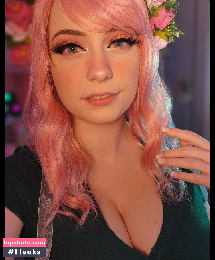 SquishShe gallery photo #48