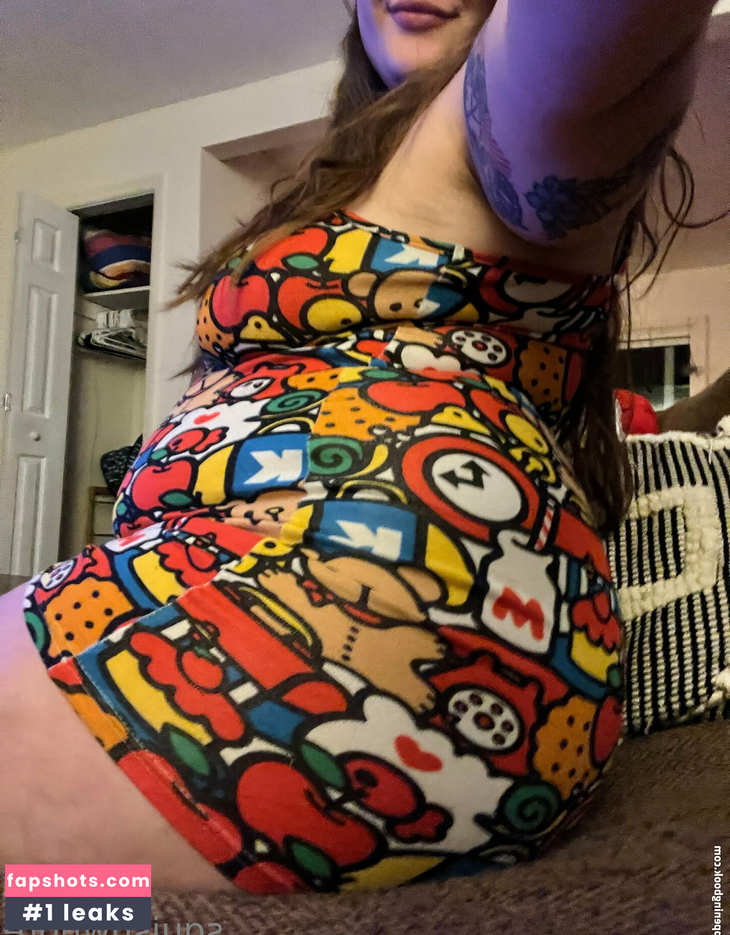 squishwhore gallery photo #13