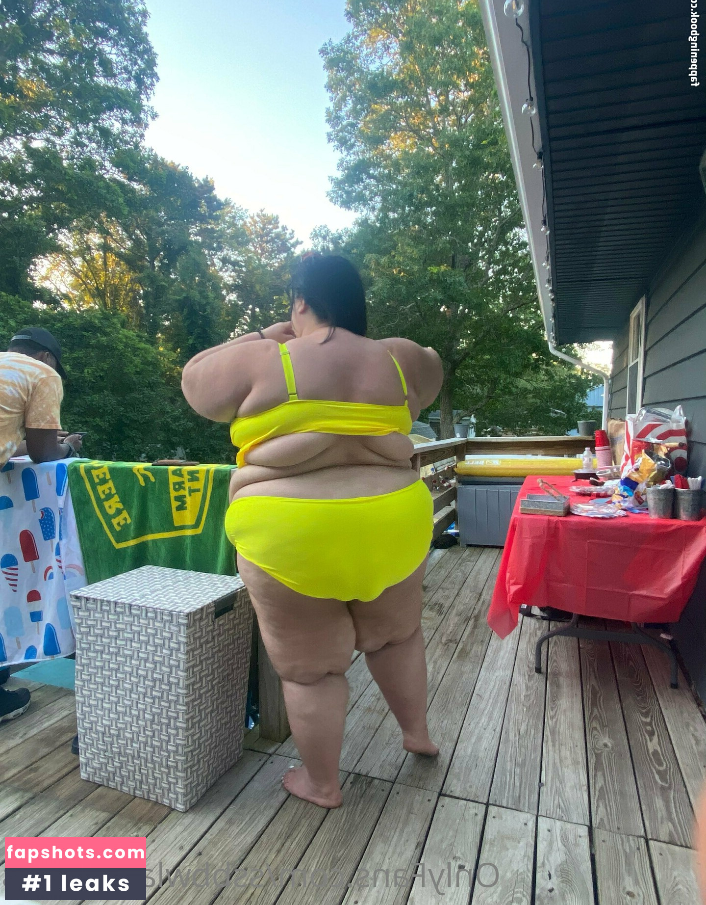 ssbbwladyjiggles gallery photo #106