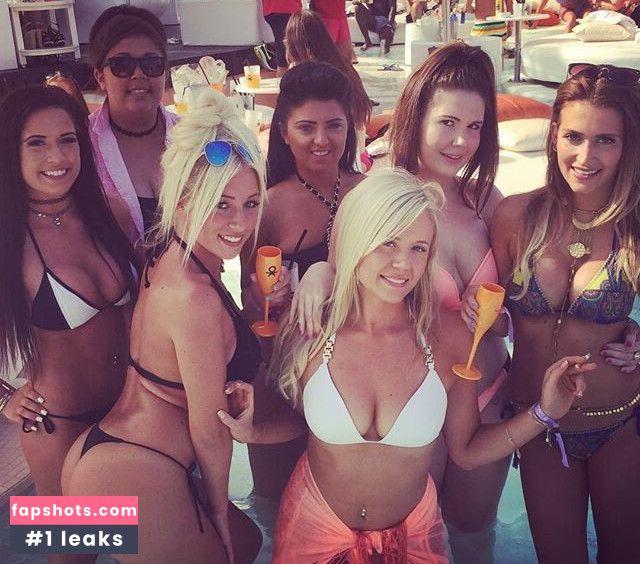 Stacey Robyn gallery photo #19