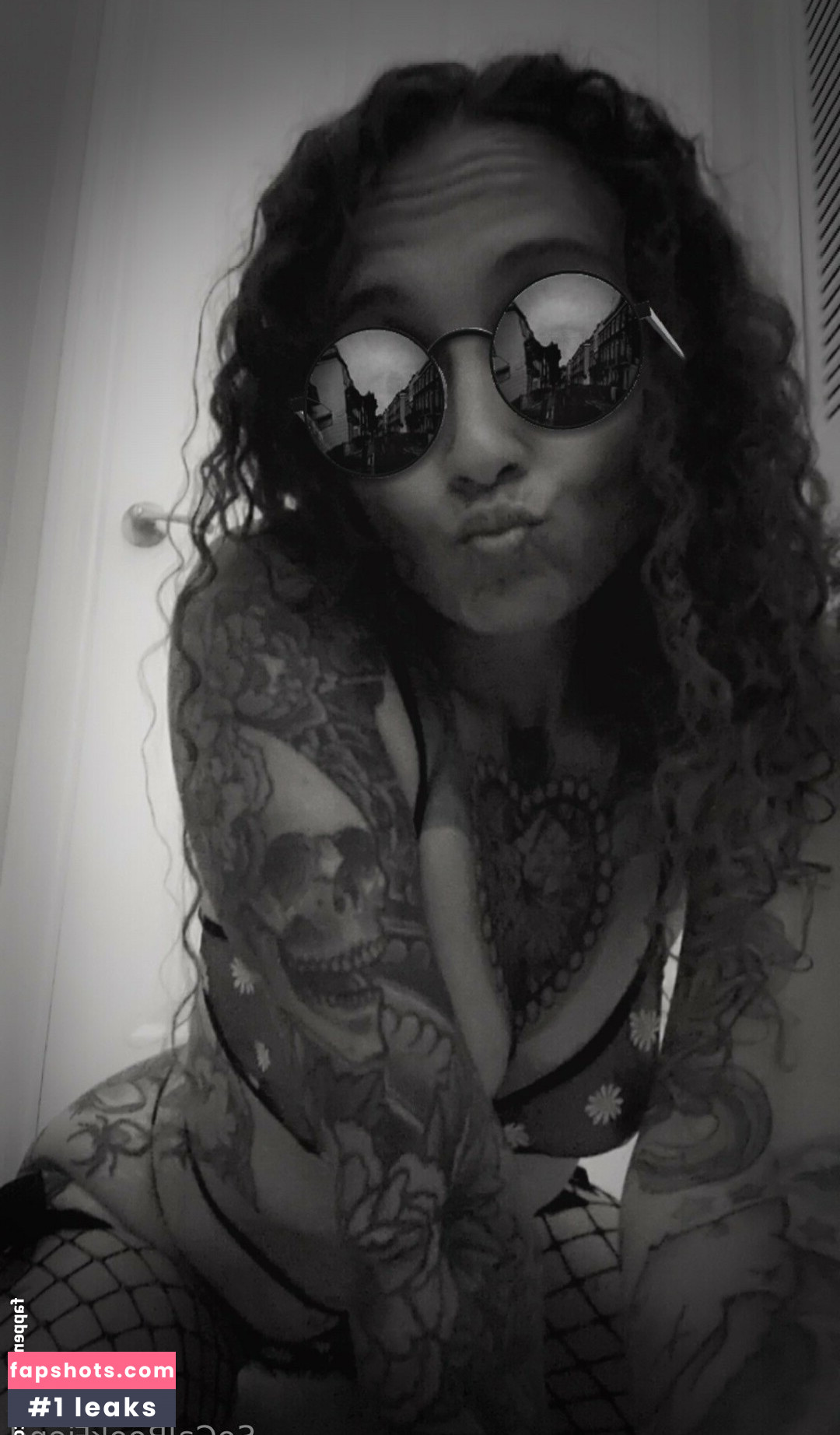 Stacey Socalbookfiend gallery photo #15