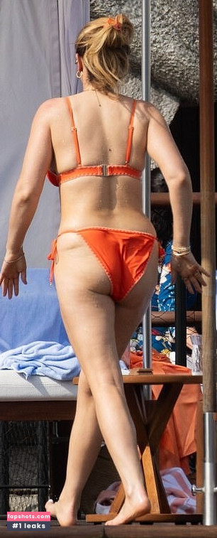 Stacey Solomon gallery photo #12