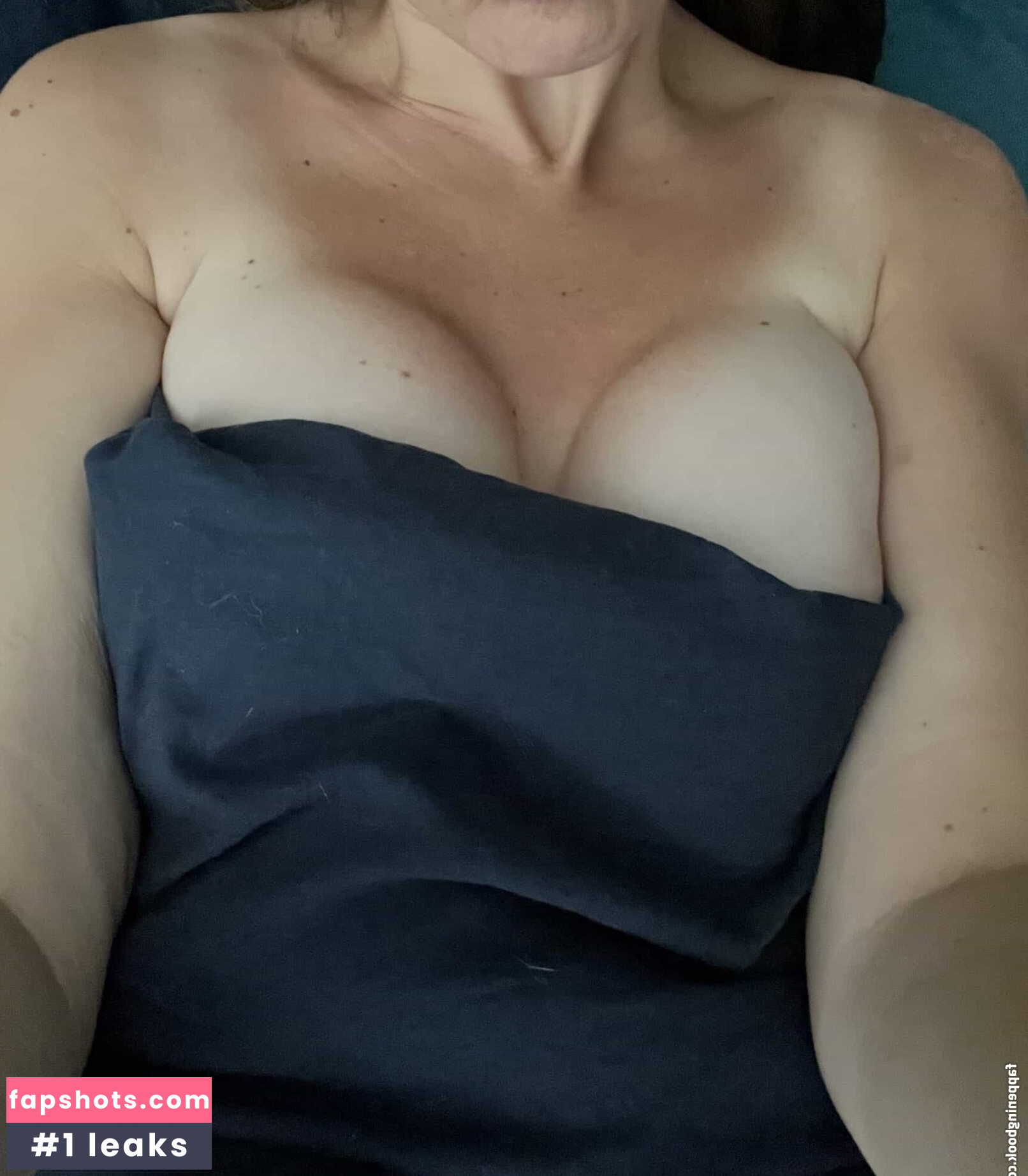 Stacey Summers gallery photo #13