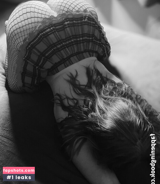 Staceycakes72 Nude Leaks OnlyFans Photos #11 - LeakJerk