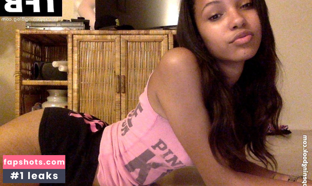 Staci Lyon gallery photo #39