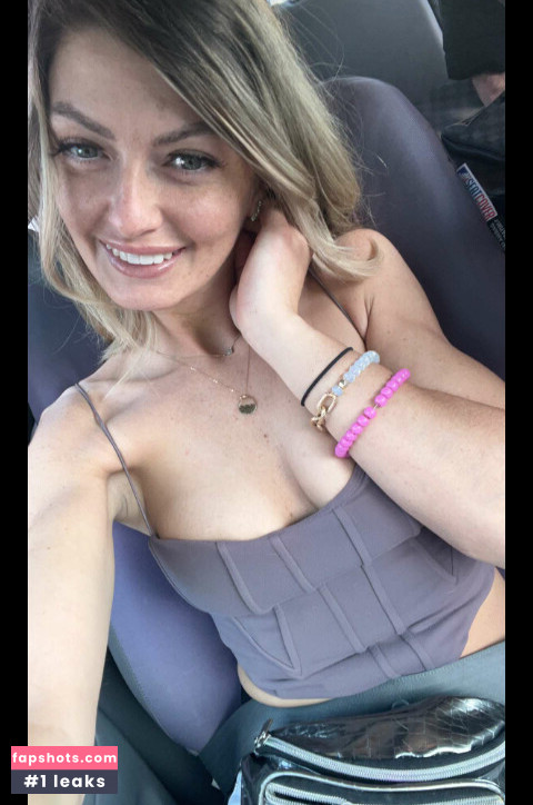 Staci Silverstone gallery photo #36