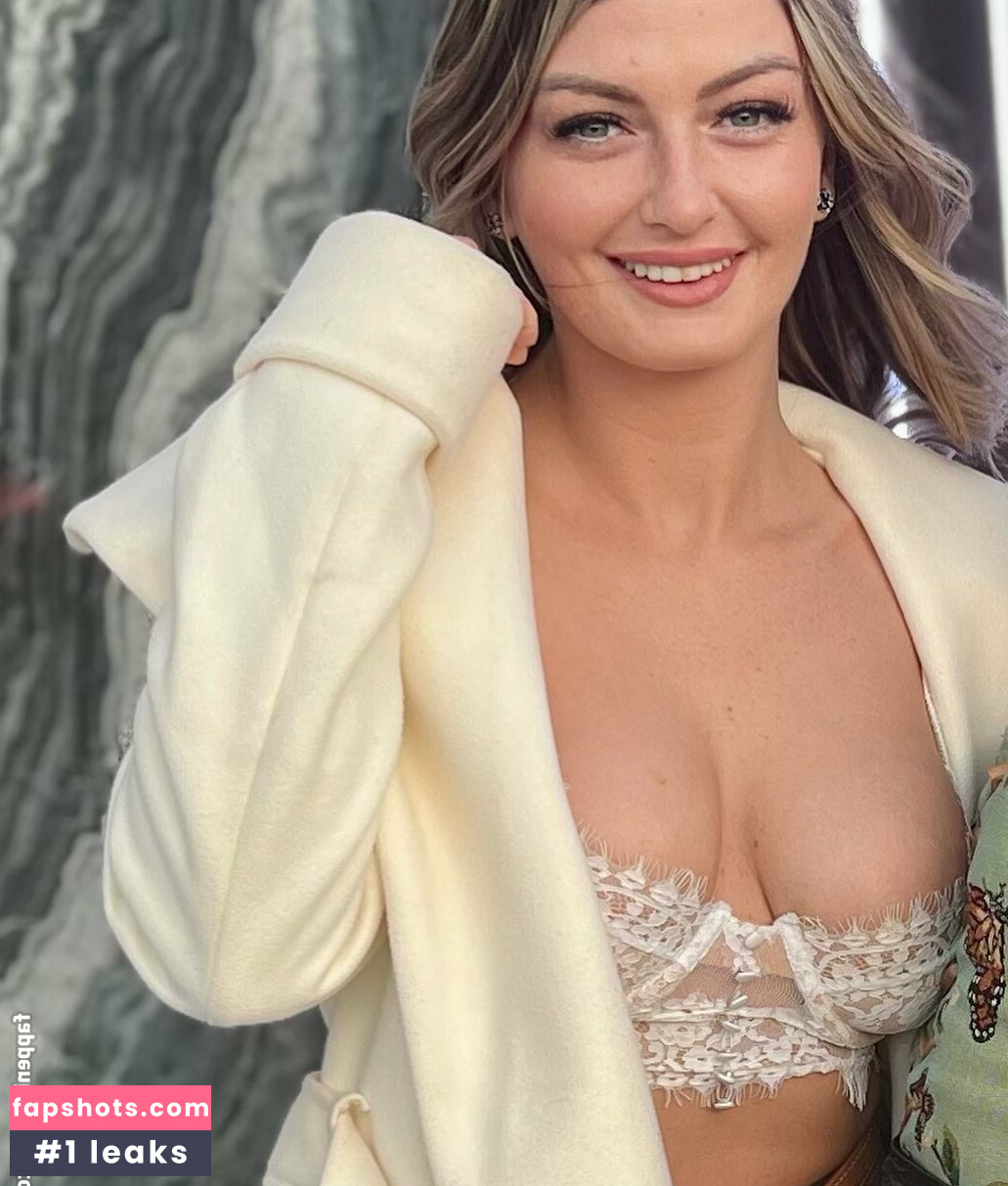 Staci Silverstone gallery photo #40