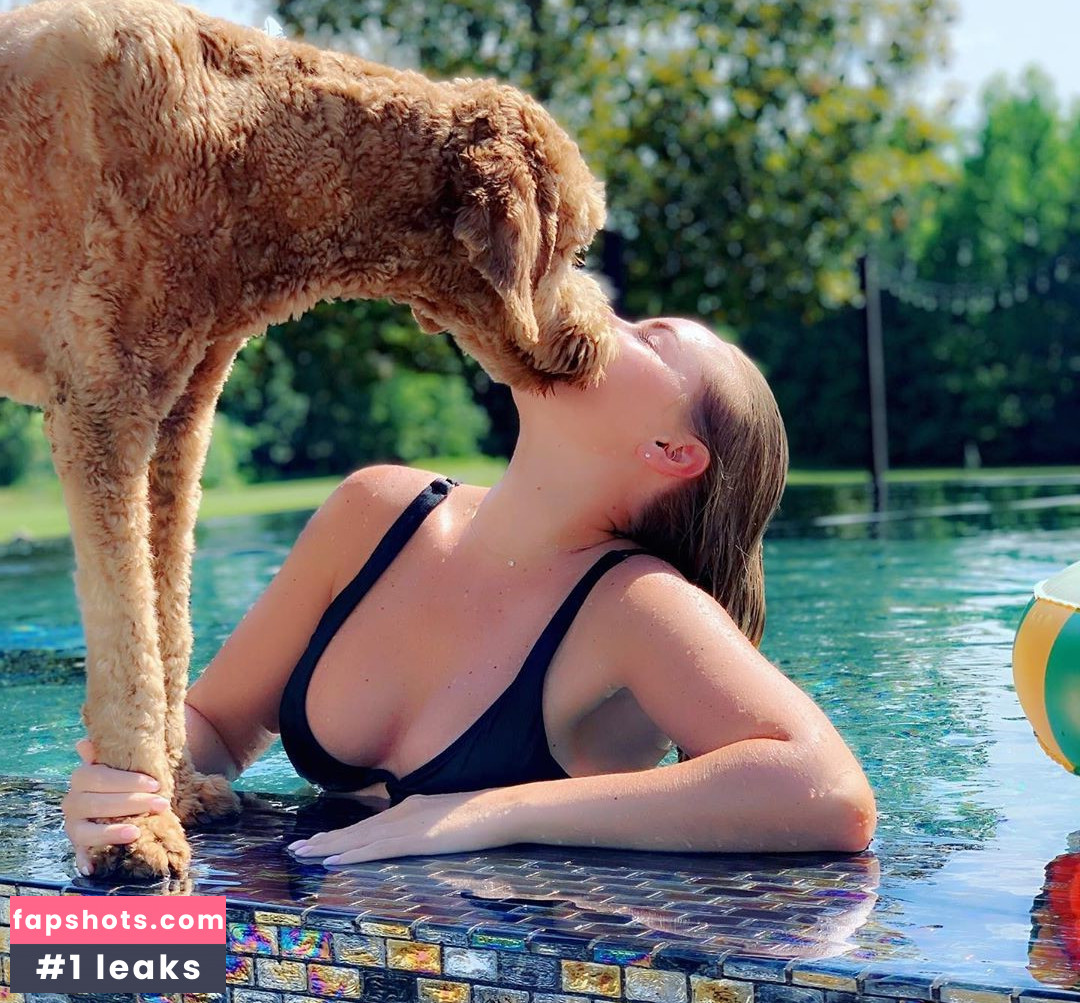 Stacy Stenhouse nude babe gallery