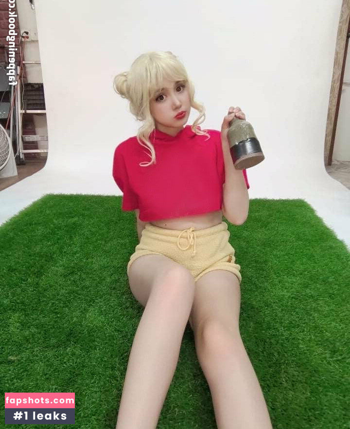 standesu nude babe gallery