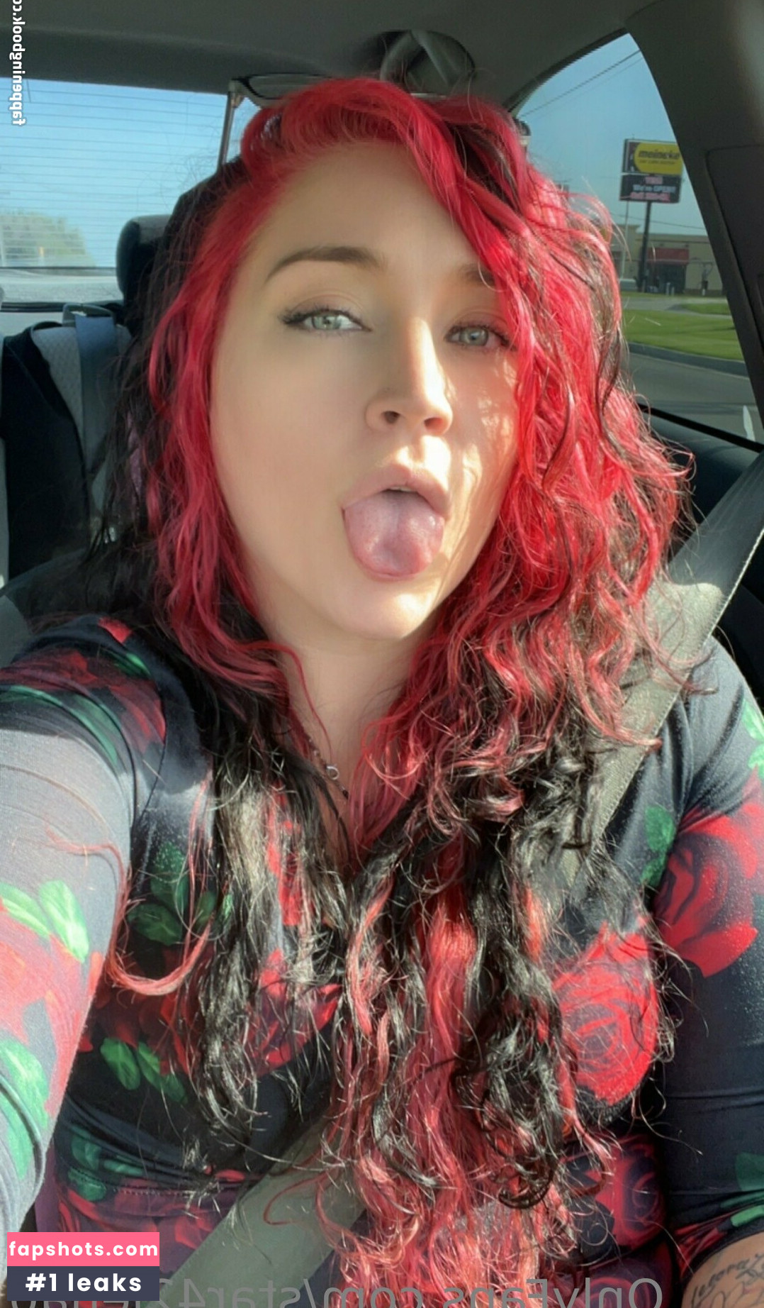 star42lena0 Filtración Desnuda OnlyFans Foto #4 - Fapshots