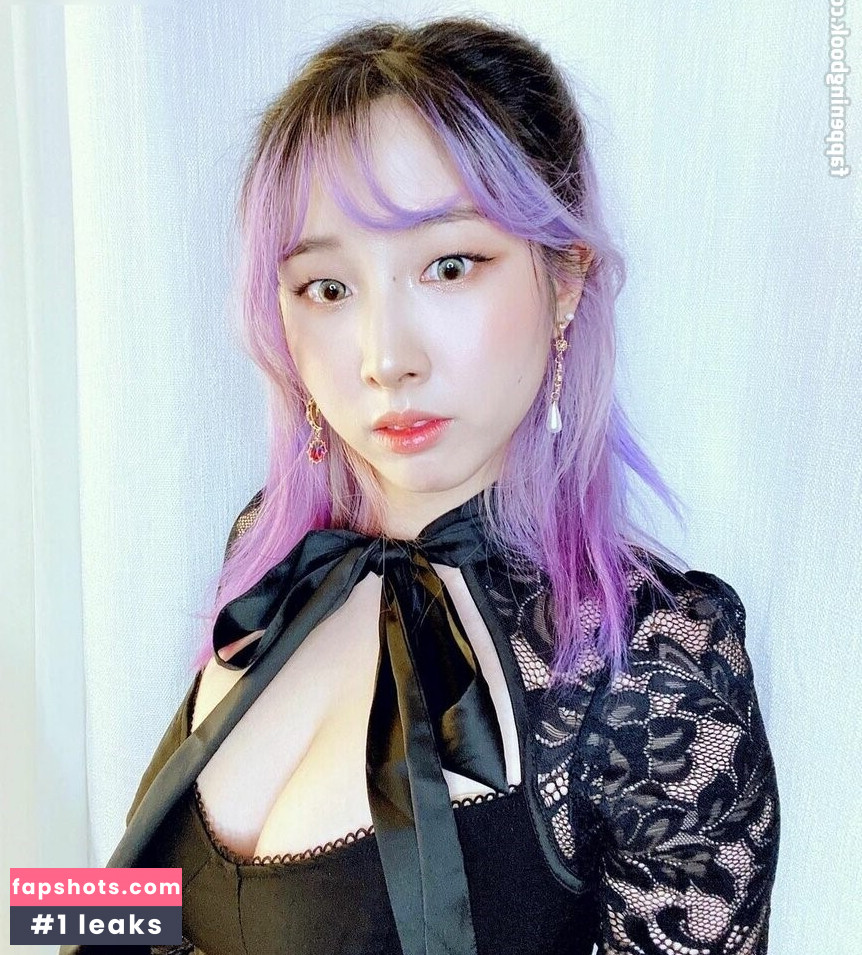 Starsmitten/Celine gallery photo #6