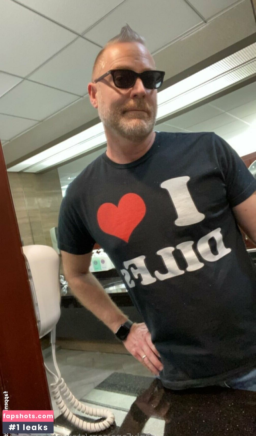 stay_at_home_dilf nude babe gallery