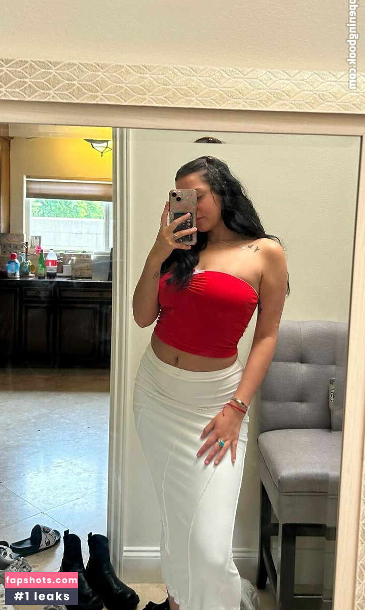 Stef Solari gallery photo #57