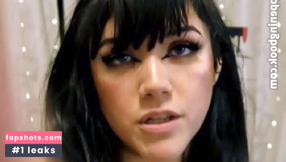 Stefani Oona ASMR nude babe gallery