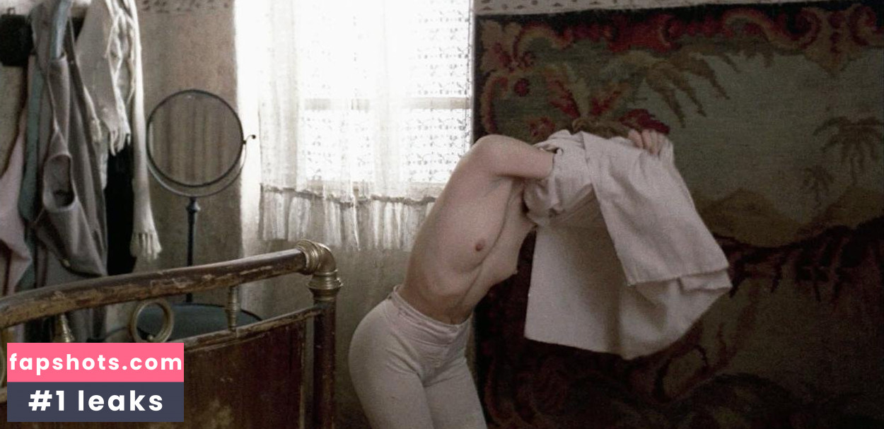 Stefania Casini gallery photo #33