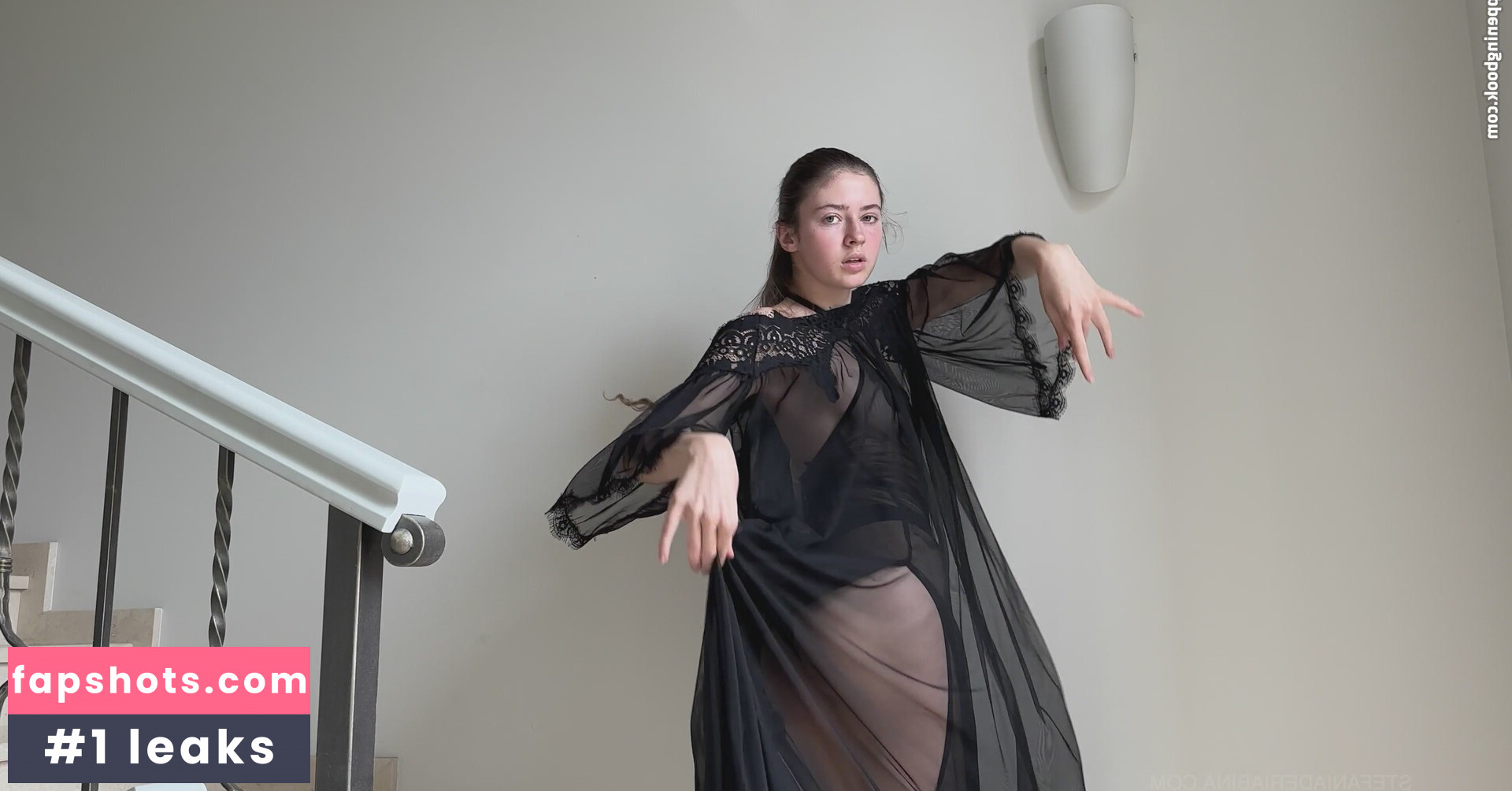 Stefania Deriabina gallery photo #210