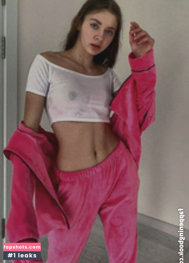 Stefania Deriabina gallery photo #212