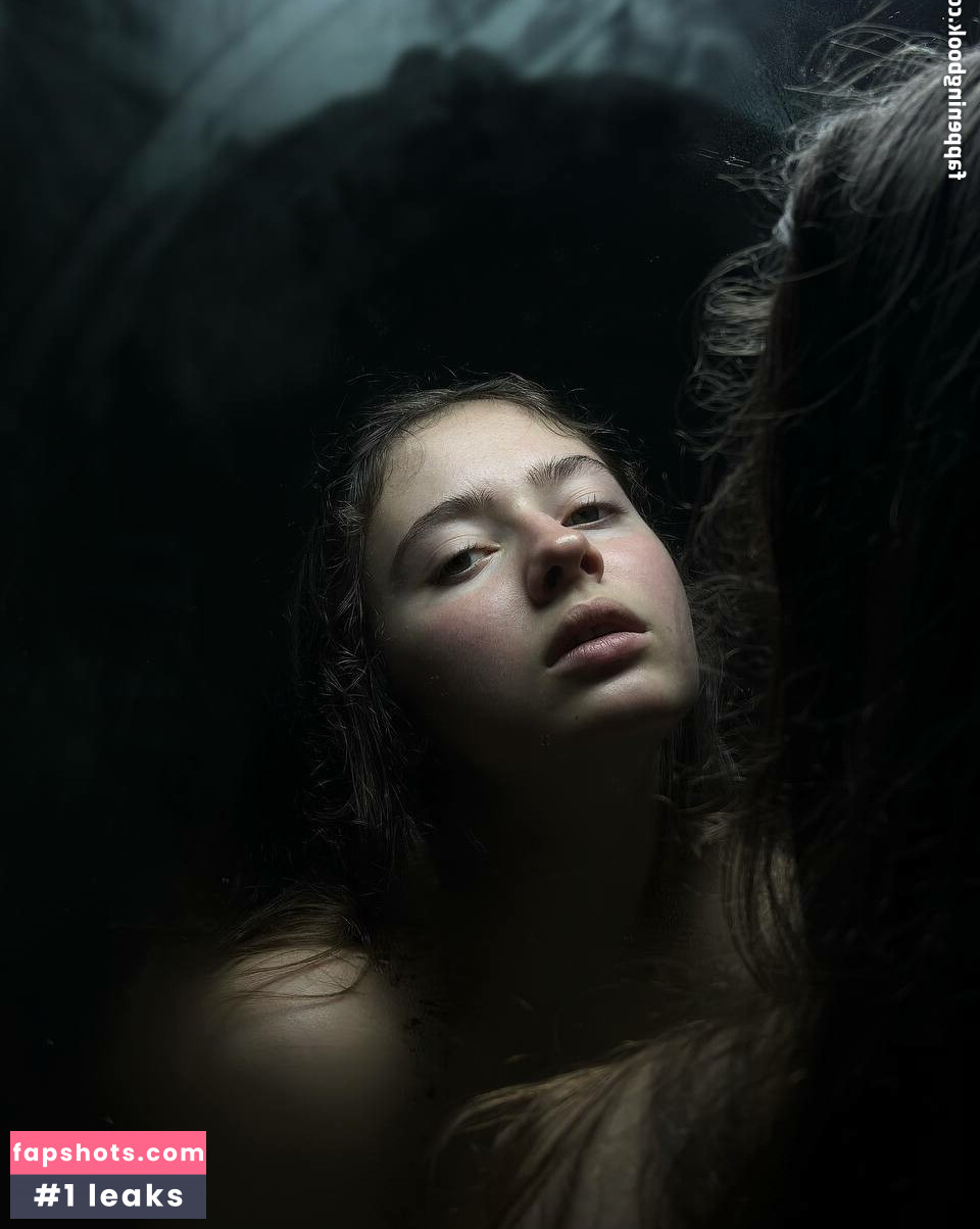 Stefania Deriabina gallery photo #223