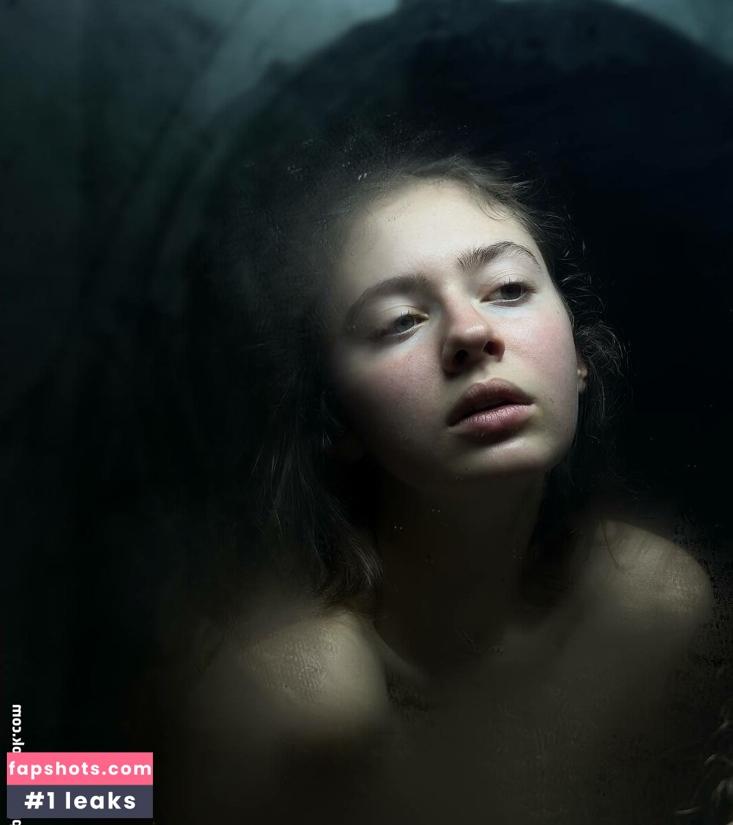 Stefania Deriabina gallery photo #224