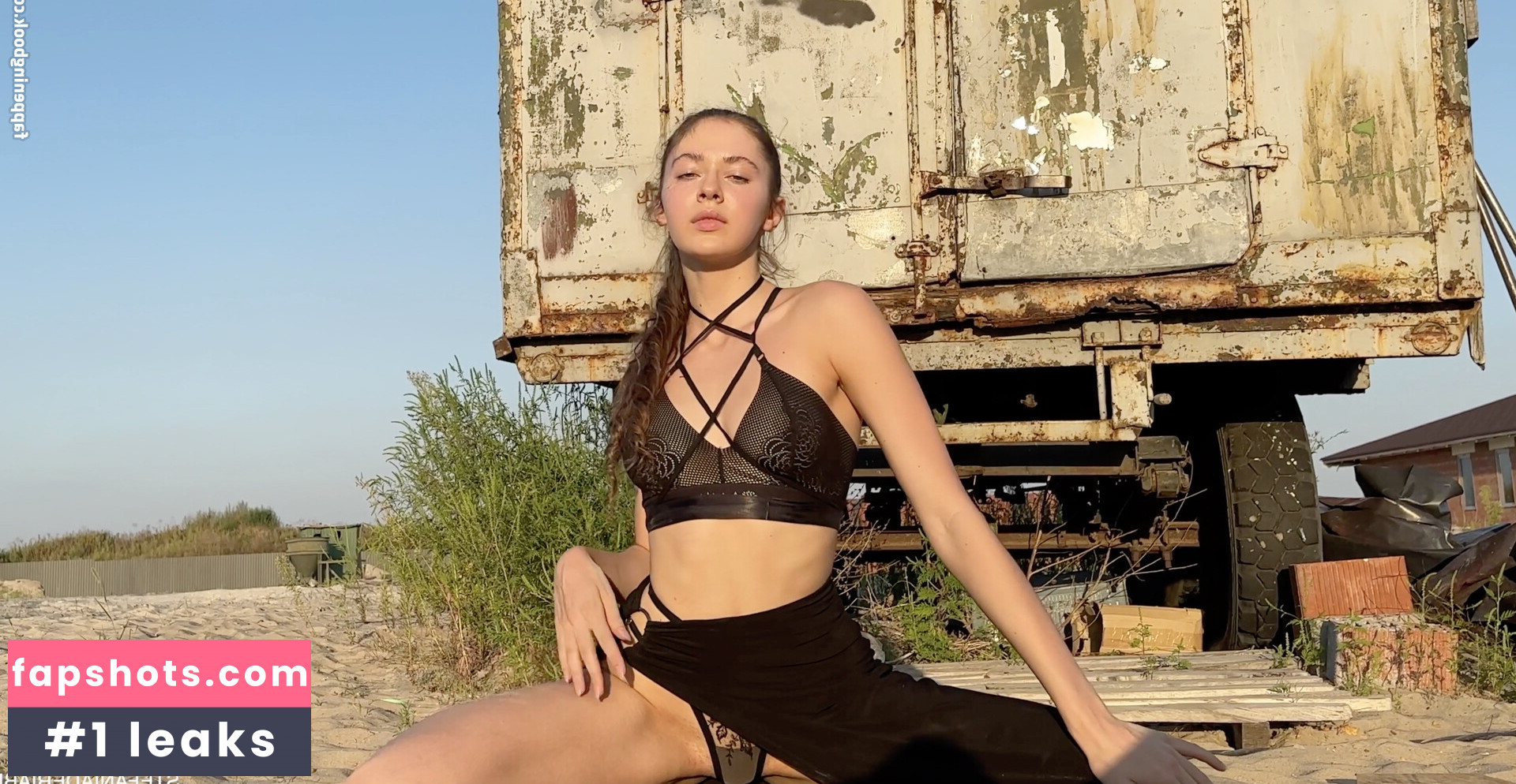 Stefania Deriabina gallery photo #85