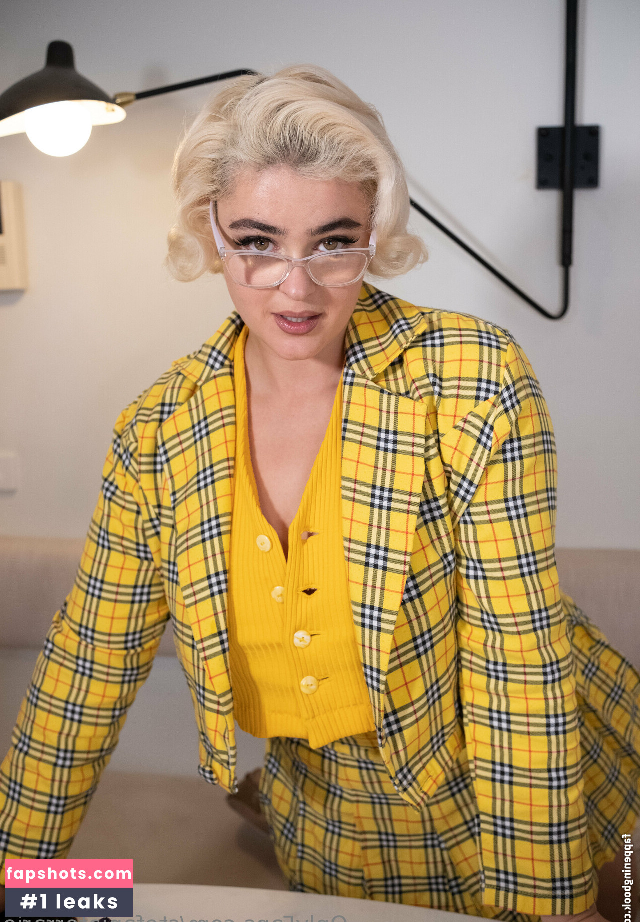 stefaniaferrario nude babe gallery