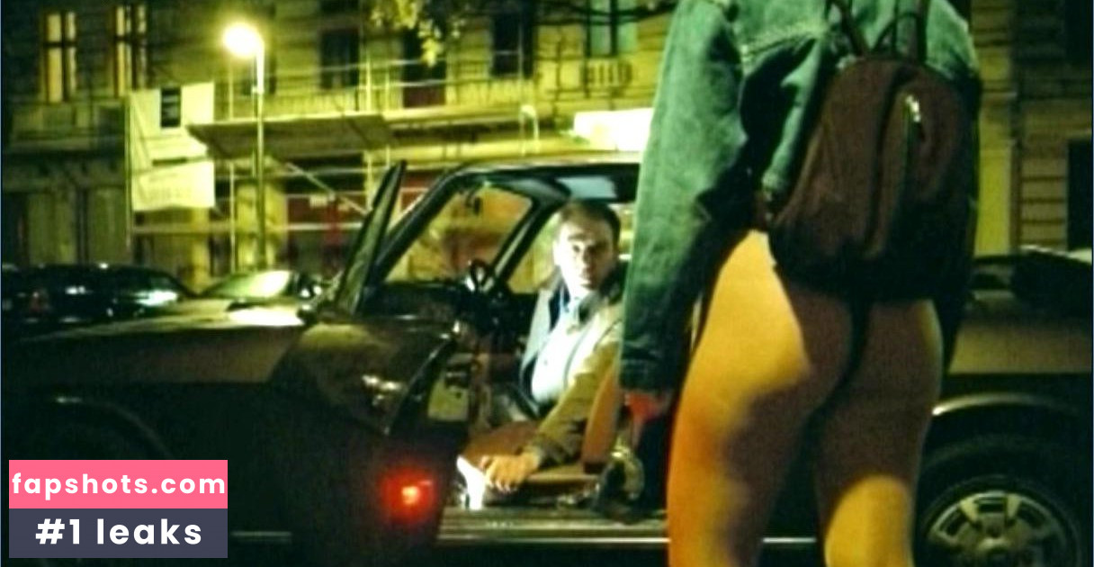 Stefanie Friedland gallery photo #7