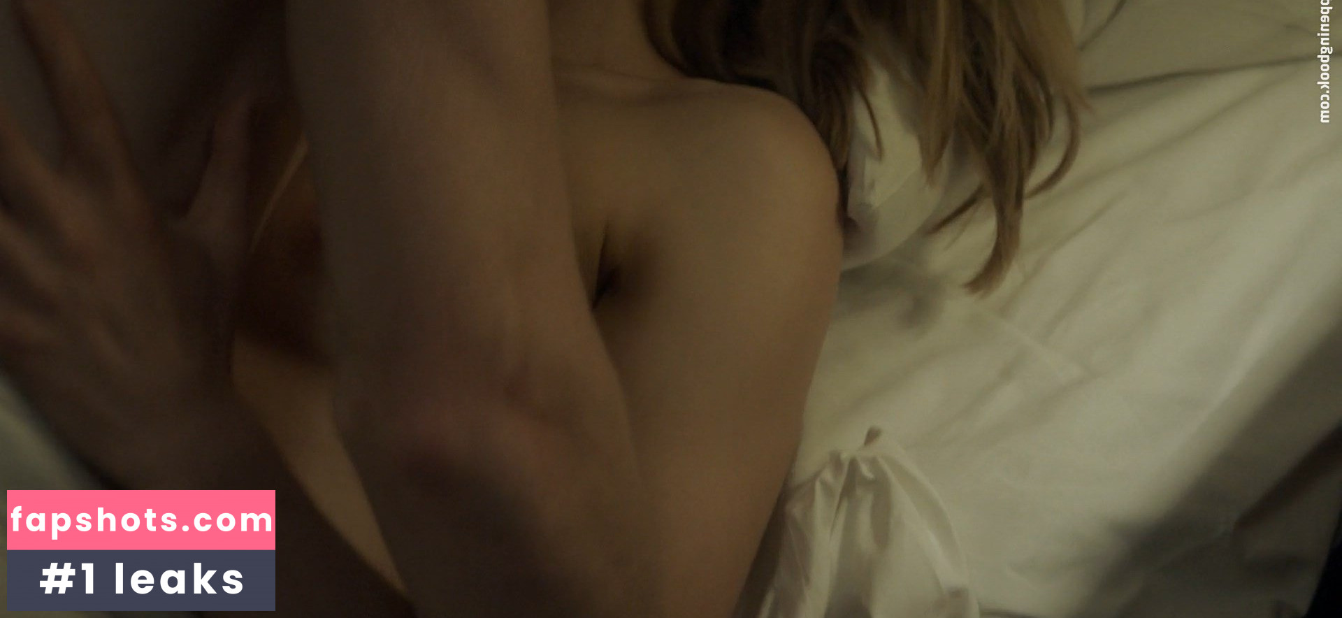 Stefanie Martini gallery photo #2