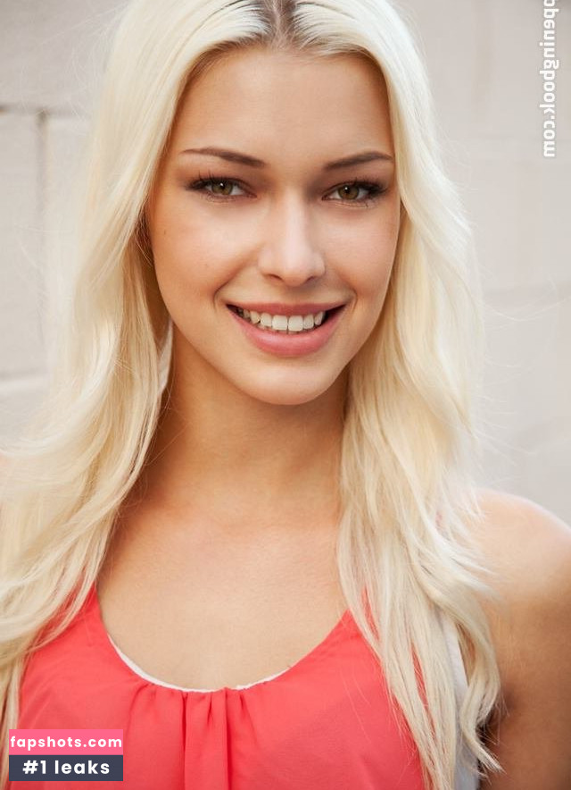 Stefanie Michova Filtración Desnuda OnlyFans Foto #3 - Fapshots