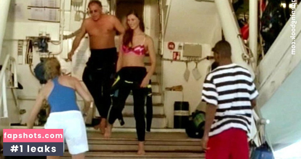 Stefanie Schmid nude babe gallery